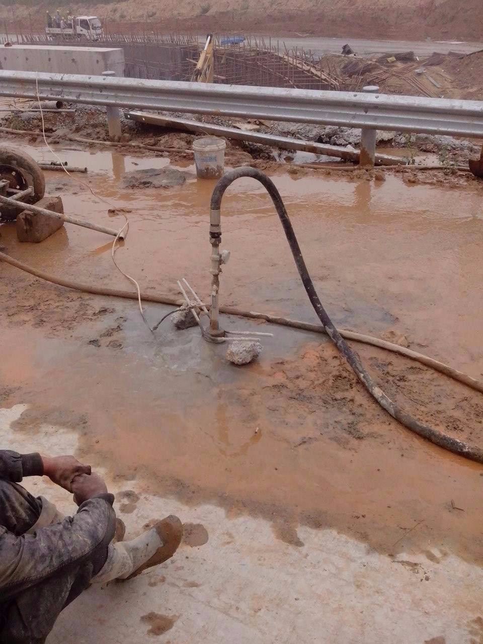 咸安路基压密注浆